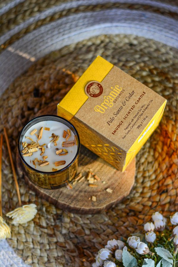 CANDELA ORGANIC IN CERA DI SOIA CON FRAMMENTI DI PALO SANTO & CEDRO GR 200