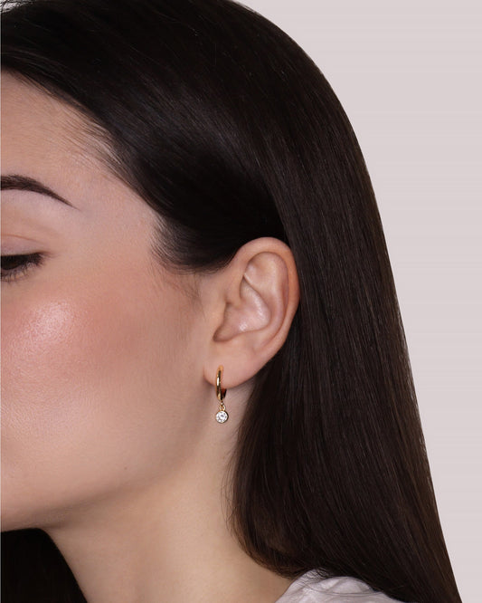 Orecchino singolo a cerchio Miriam Oro