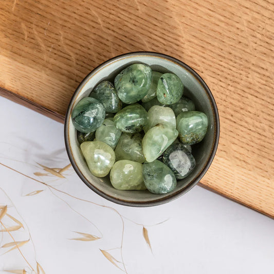 Burattato Prehnite Tormalinata